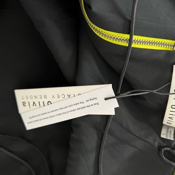 ALICE + OLIVIA Tayla Structured Jacquard Mini Dress - Picture 15 of 16